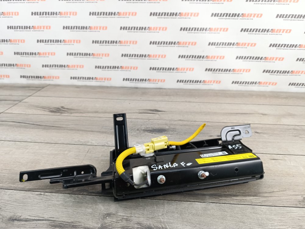 Подушка безопасности в колени, 2000 рублей, Москва