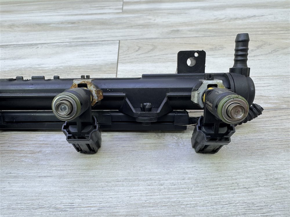 Рампа топливная, 2000 рублей, Севастополь