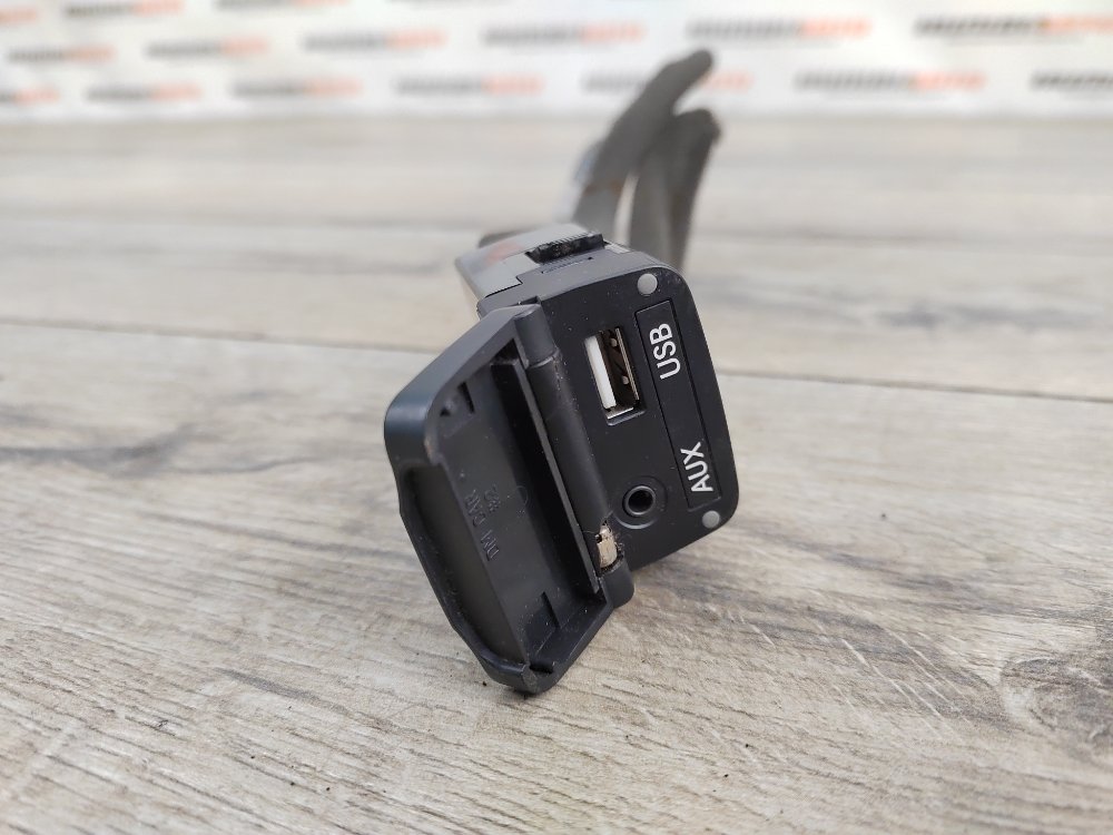 Разъем входа AUX, 1000 рублей, Москва