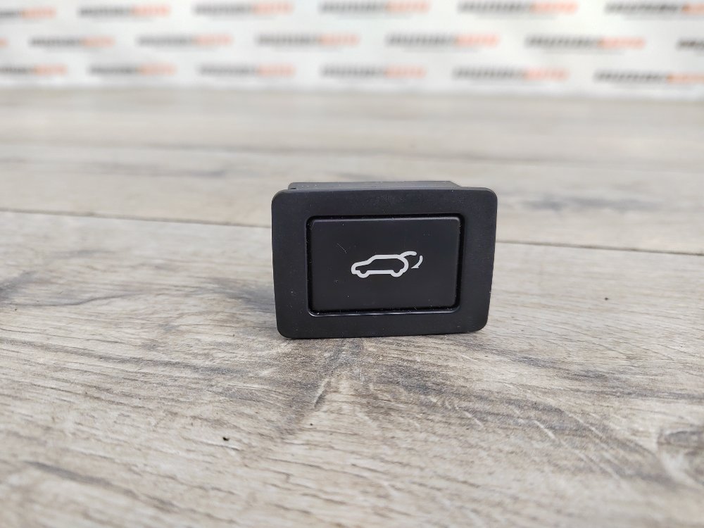 Кнопка открывания багажника, 2500 рублей, Москва