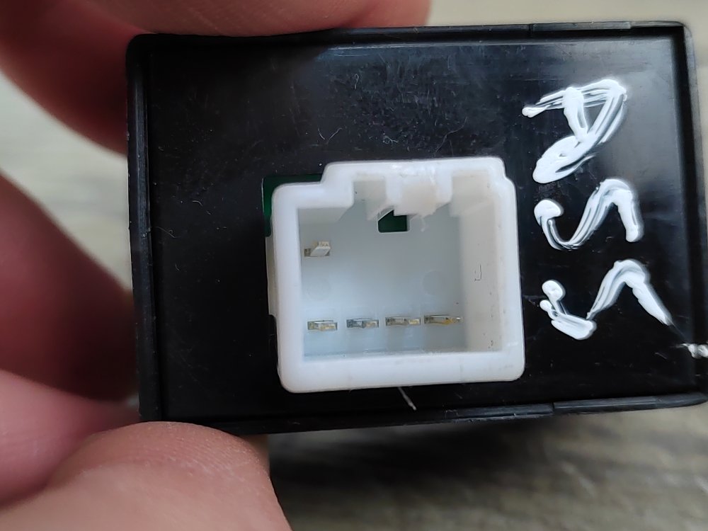 Кнопка открывания багажника, 2500 рублей, Москва