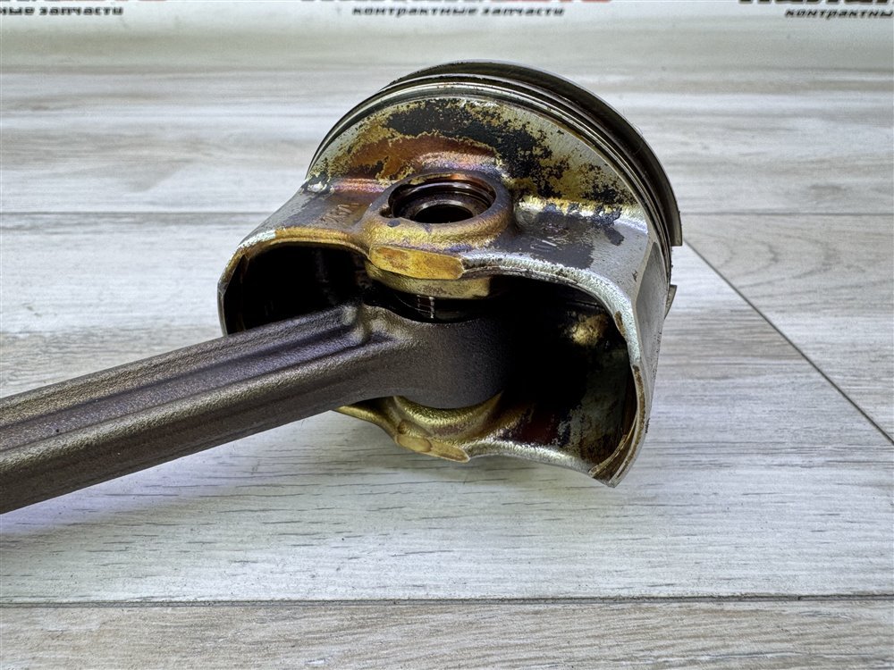 Поршень двигателя, 2000 рублей, Севастополь