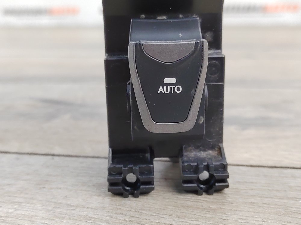 Кнопка стеклоподъемника, 1500 рублей, Москва