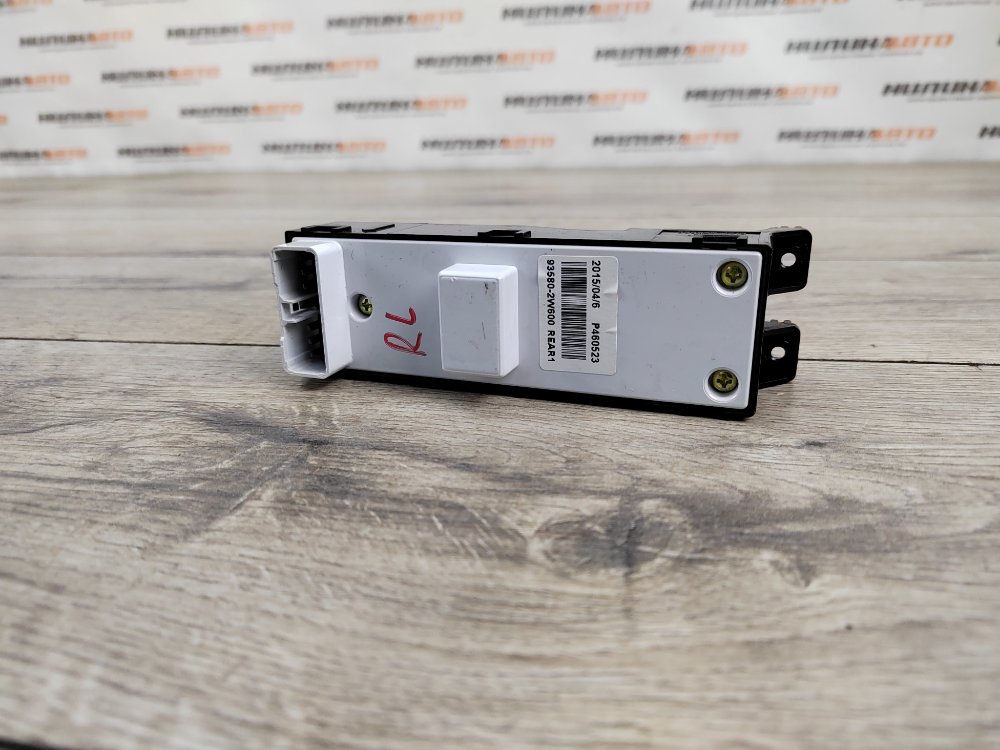 Кнопка стеклоподъемника, 1500 рублей, Москва