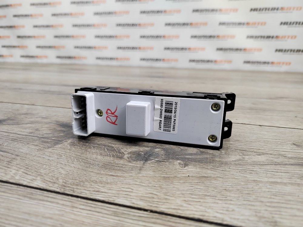 Кнопка стеклоподъемника, 1500 рублей, Москва