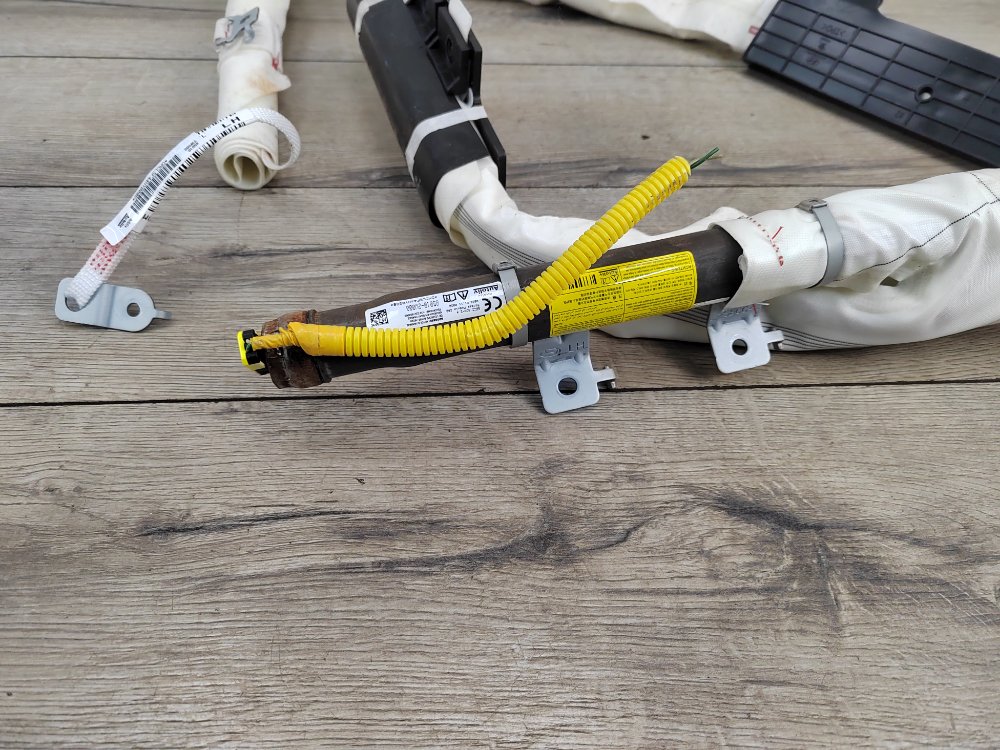 Подушка безопасности боковая, 6000 рублей, Москва