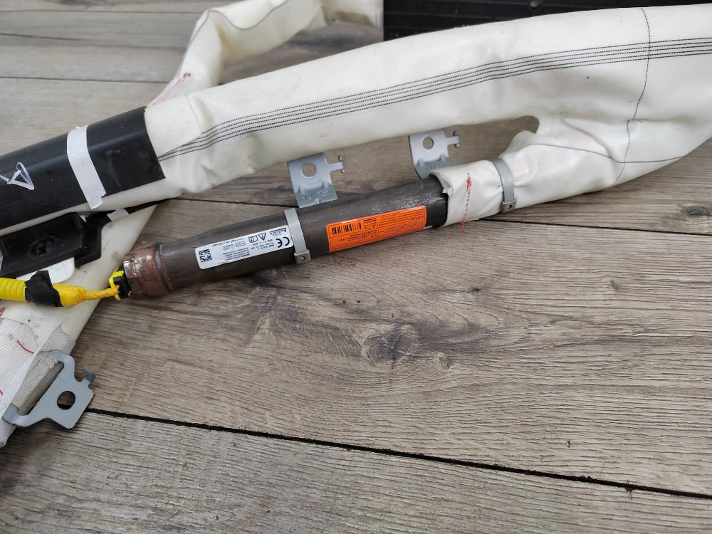 Подушка безопасности боковая, 6000 рублей, Москва