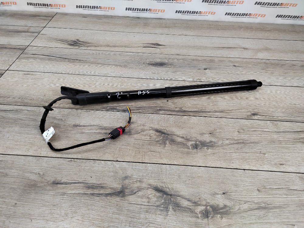 Амортизатор крышки багажника, 8400 рублей, Москва