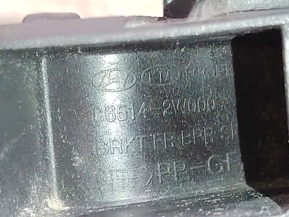 Кронштейн крыла, 500 рублей, Москва