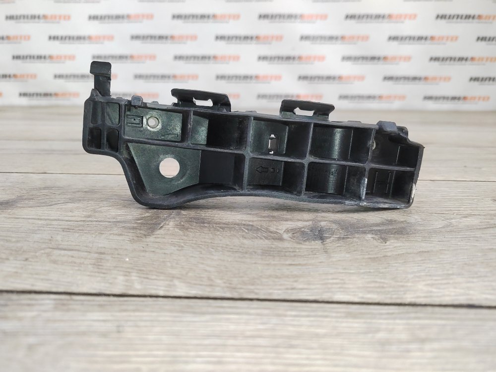 Кронштейн крыла, 500 рублей, Москва