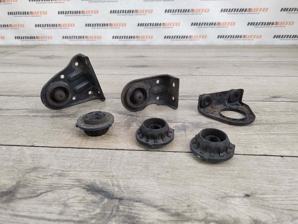 Кронштейн радиатора, 600 рублей, Москва