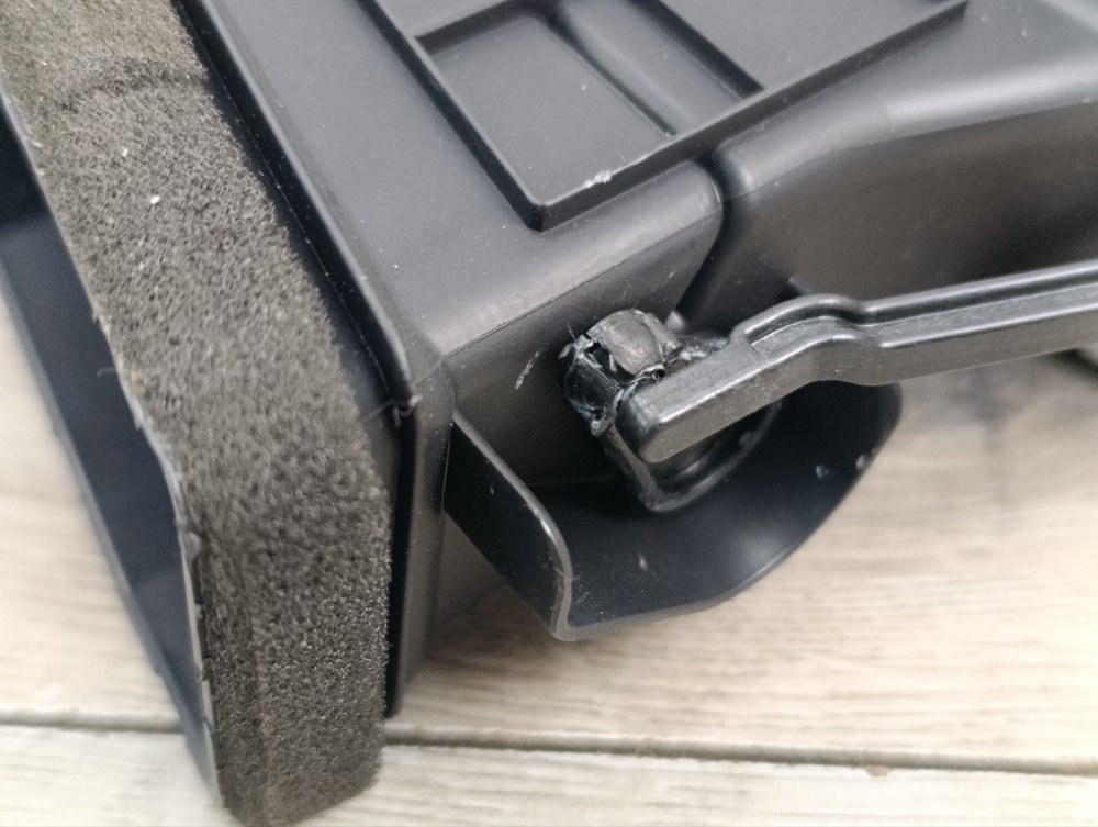 Дефлектор в торпедо, 2000 рублей, Москва