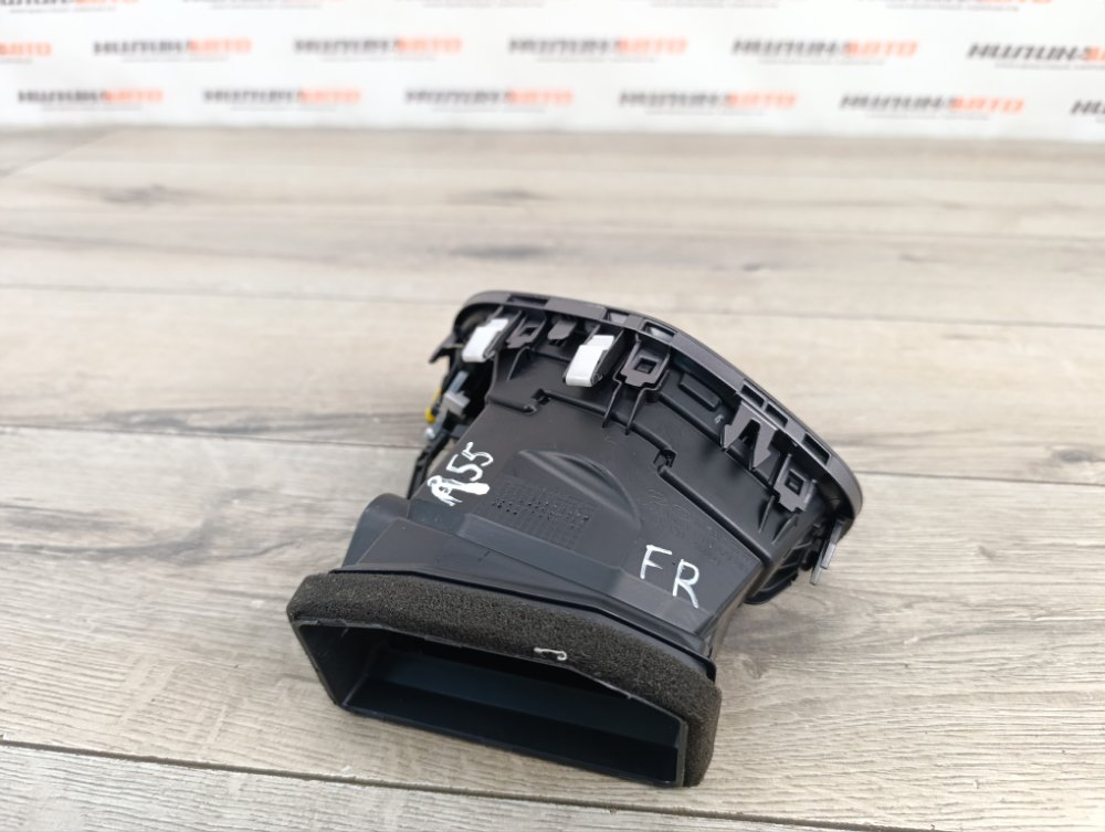 Дефлектор в торпедо, 2000 рублей, Москва