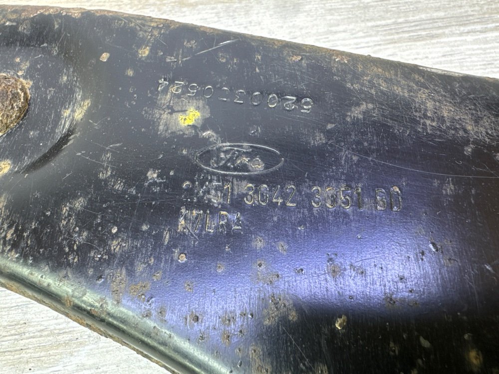 Рычаг передний нижний, 1400 рублей, Севастополь