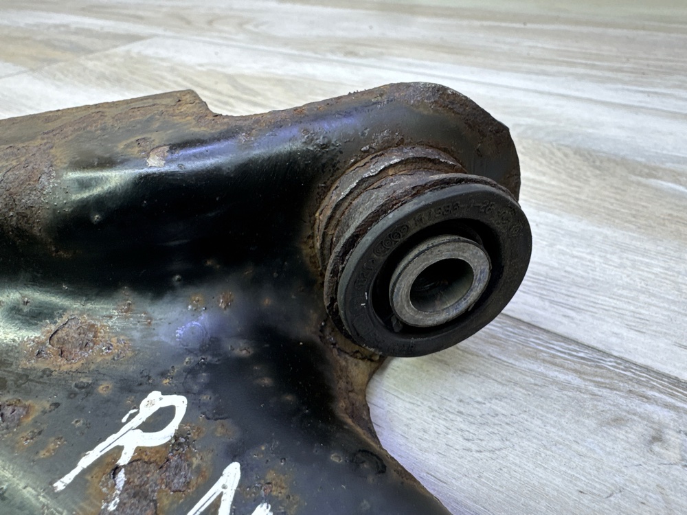 Рычаг передний нижний, 1000 рублей, Севастополь