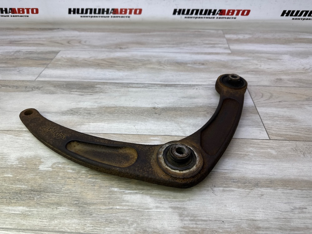 Рычаг передний нижний, 1500 рублей, Севастополь