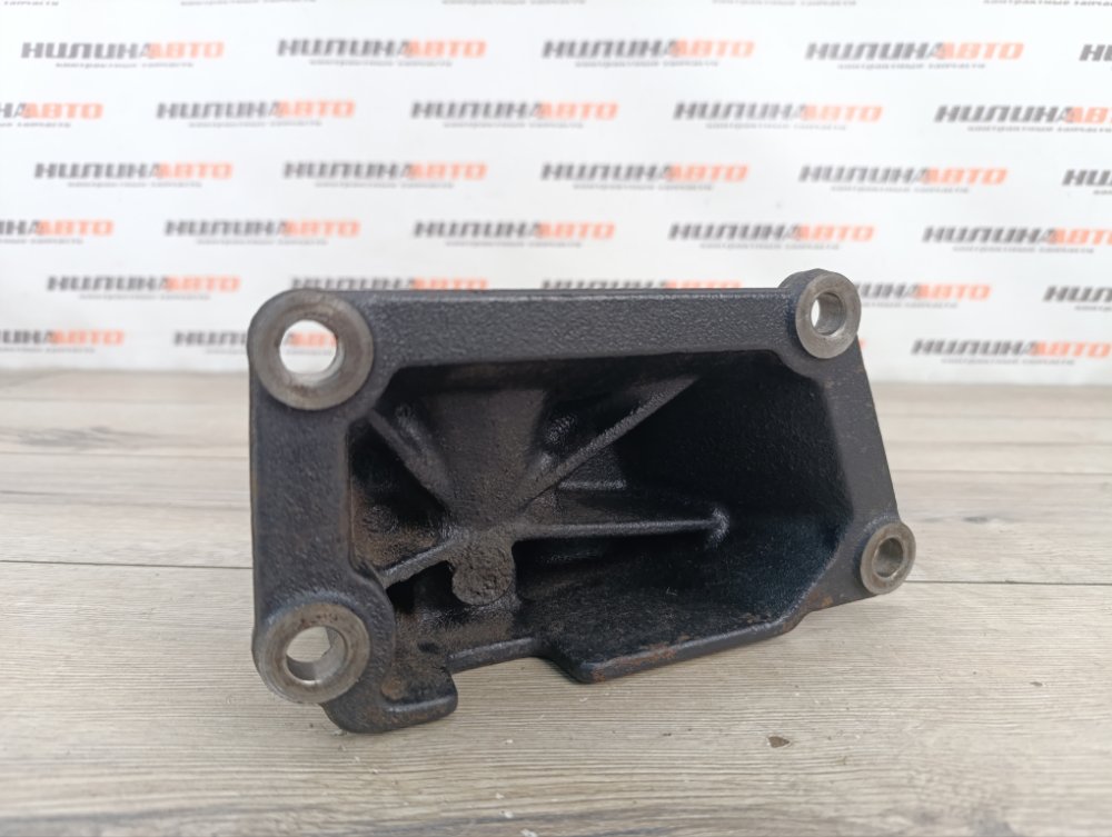 Кронштейн КПП, 1000 рублей, Москва