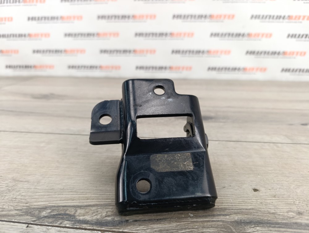 Кронштейн КПП, 1000 рублей, Москва