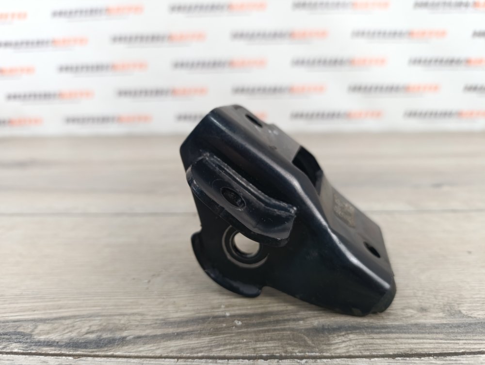 Кронштейн КПП, 1000 рублей, Москва