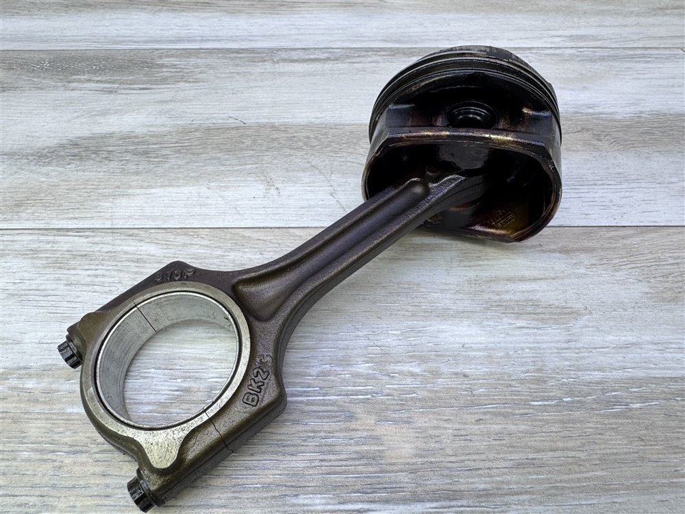 Поршень двигателя, 1500 рублей, Севастополь