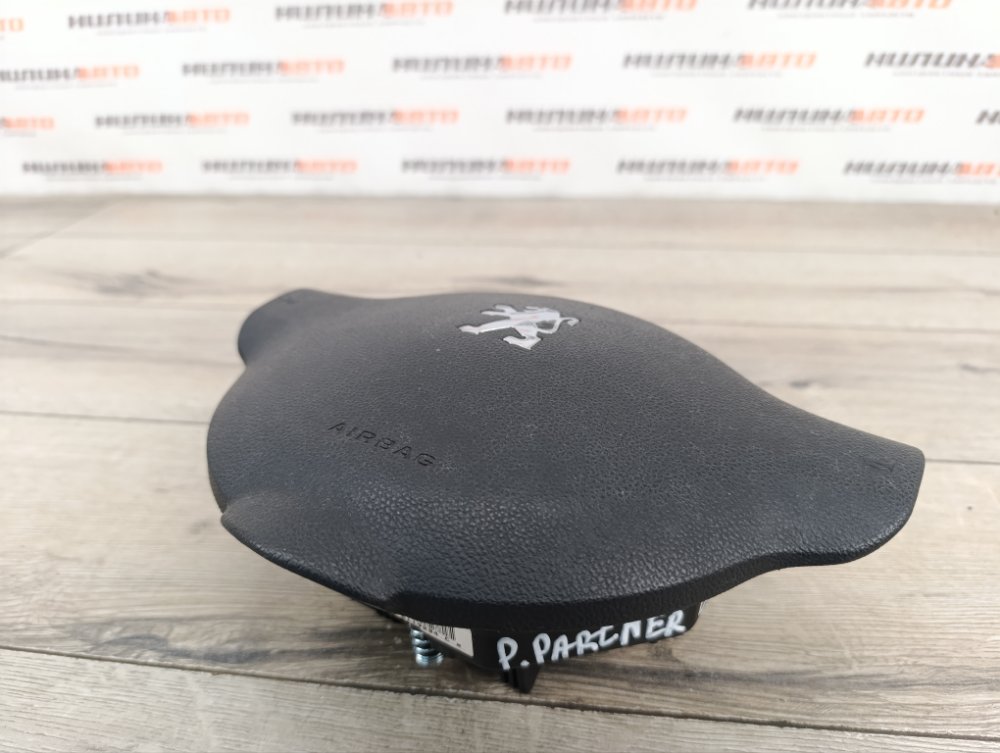 Подушка безопасности в руль, 10000 рублей, Москва