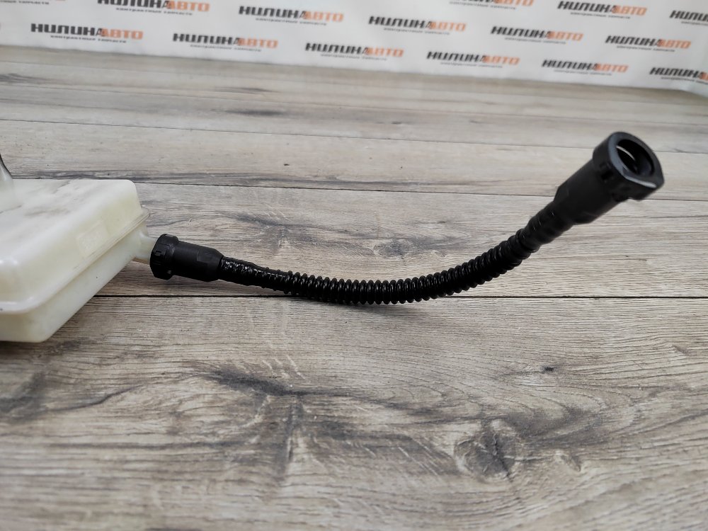 Бачок тормозной жидкости, 700 рублей, Москва