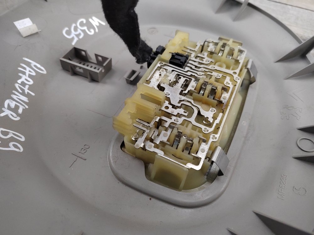 Плафон салона, 1000 рублей, Москва