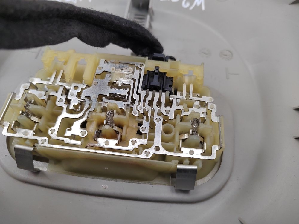 Плафон салона, 1000 рублей, Москва