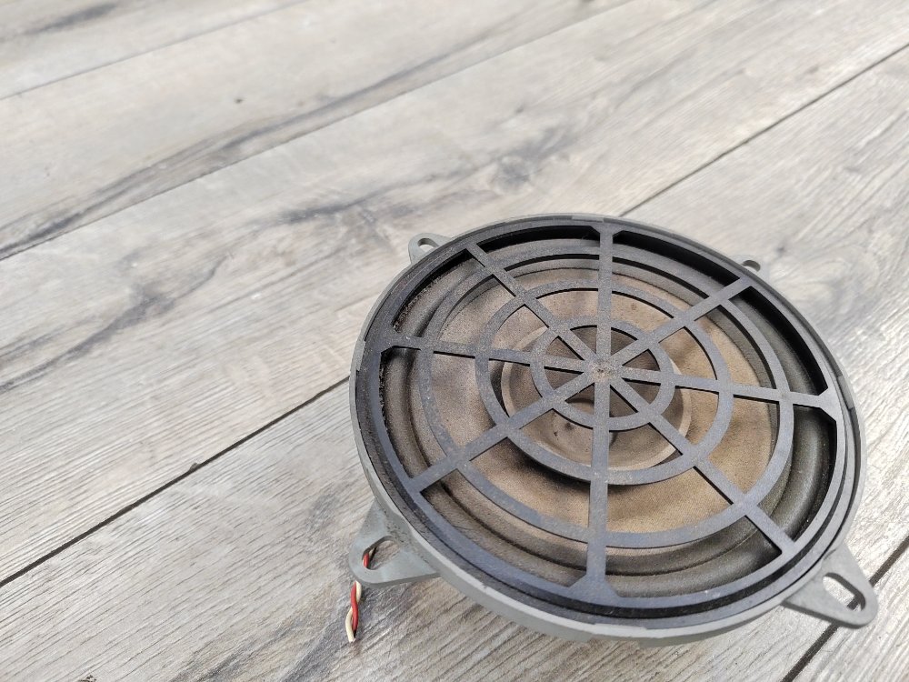 Динамик, 400 рублей, Москва