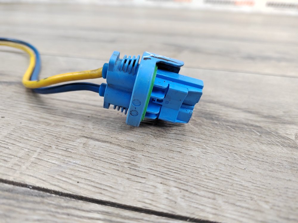 Фишка реле вентилятора охлаждения, 600 рублей, Москва