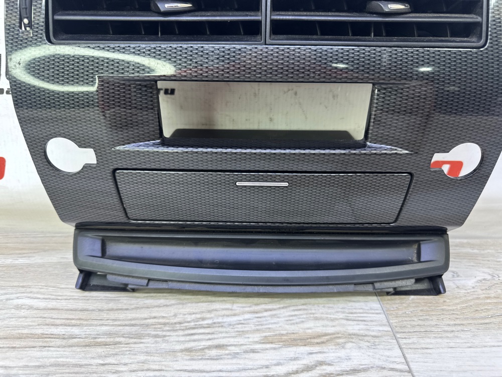 Дефлектор в торпедо центральный, 1700 рублей, Севастополь