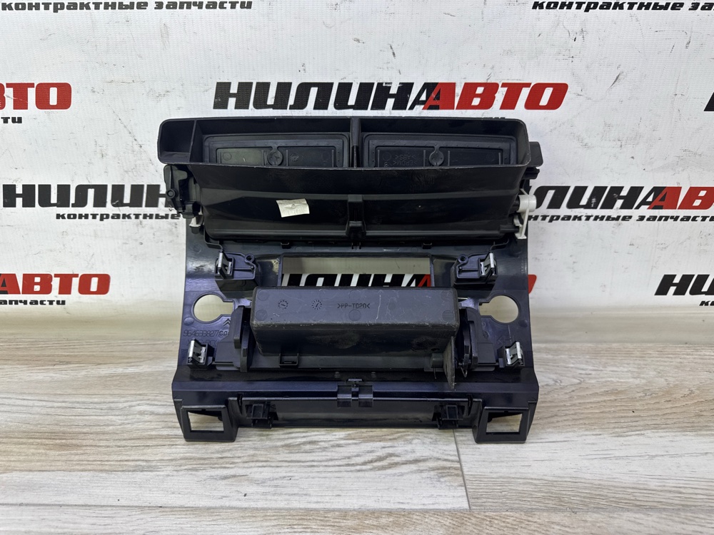 Дефлектор в торпедо центральный, 1700 рублей, Севастополь