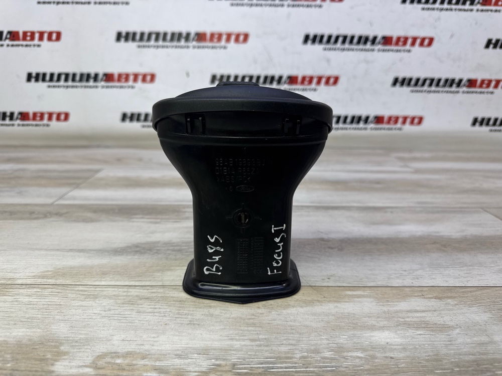 Дефлектор в торпедо центральный, 500 рублей, Севастополь