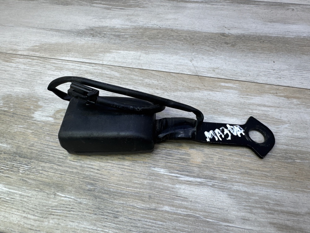 Замок ремня безопасности, 1100 рублей, Севастополь