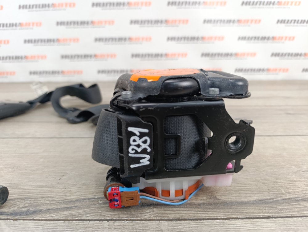 Ремень безопасности, 5000 рублей, Москва