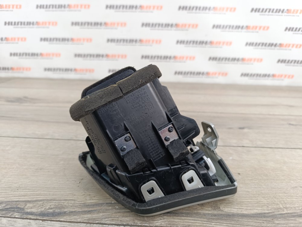 Дефлектор в торпедо, 1200 рублей, Москва