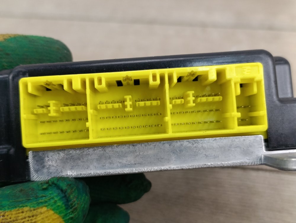 Блок управления SRS, 2000 рублей, Москва