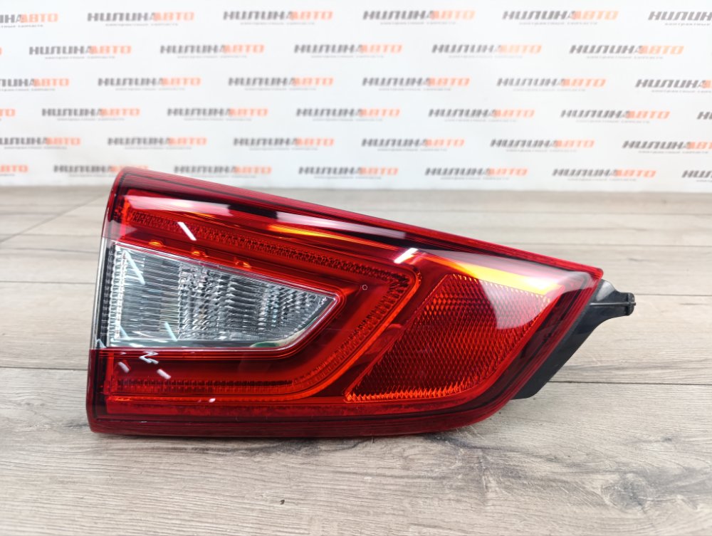 Фонарь в крышку багажника, 5000 рублей, Москва