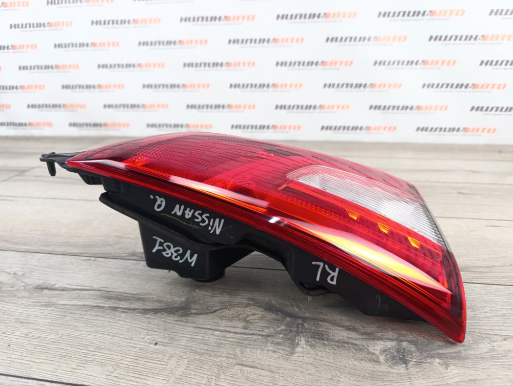 Фонарь в крышку багажника, 5000 рублей, Москва