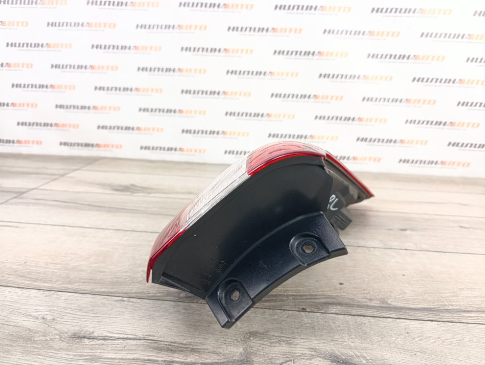 Фонарь в крыло, 5000 рублей, Москва