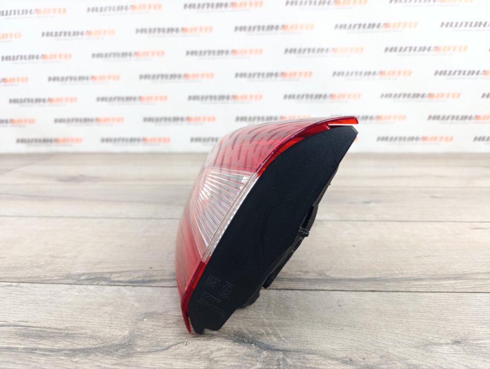 Фонарь в крышку багажника, 3500 рублей, Москва