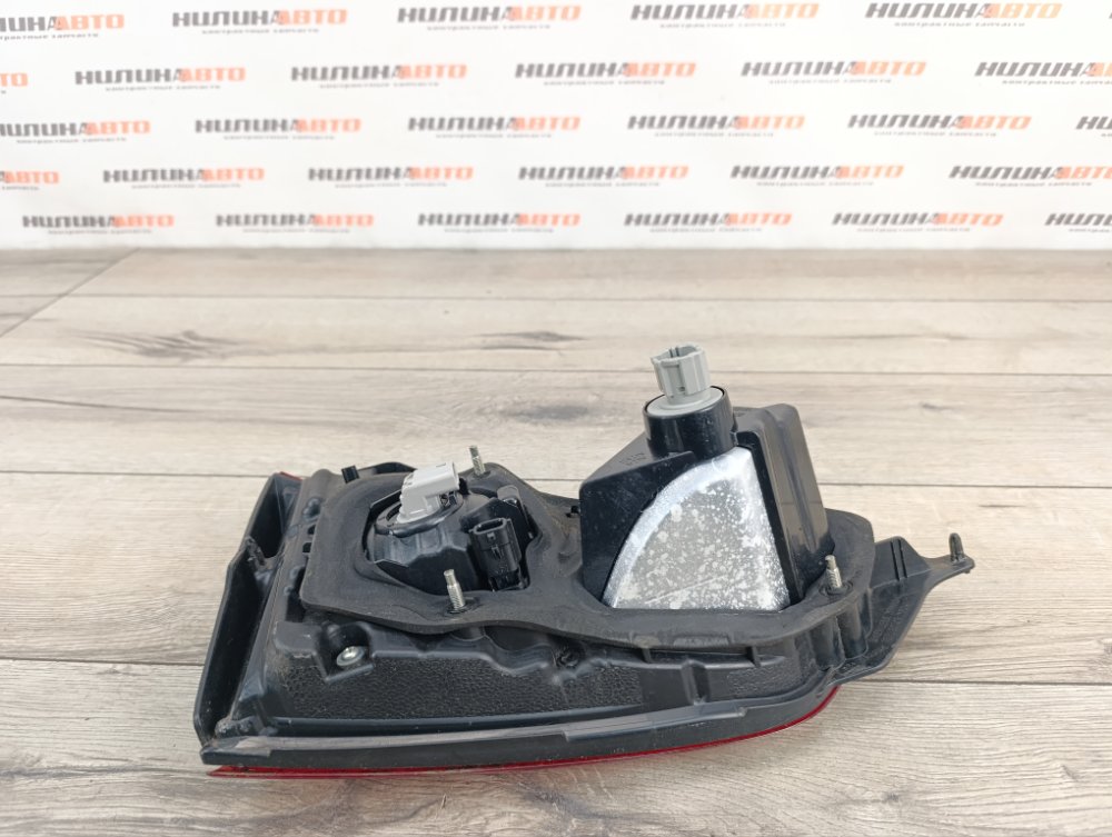 Фонарь в крышку багажника, 3500 рублей, Москва