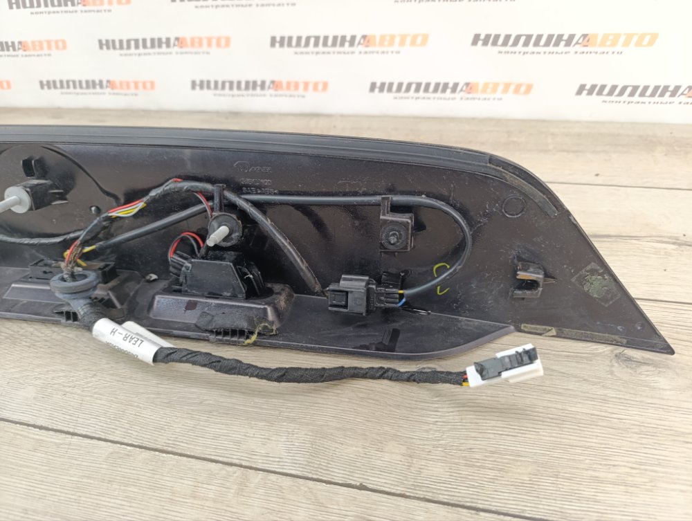 Накладка крышки багажника, 7500 рублей, Москва