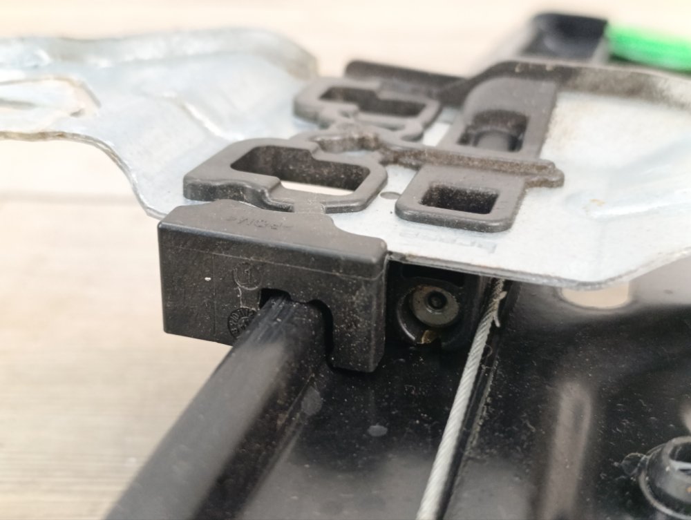 Стеклоподъемник, 2000 рублей, Москва