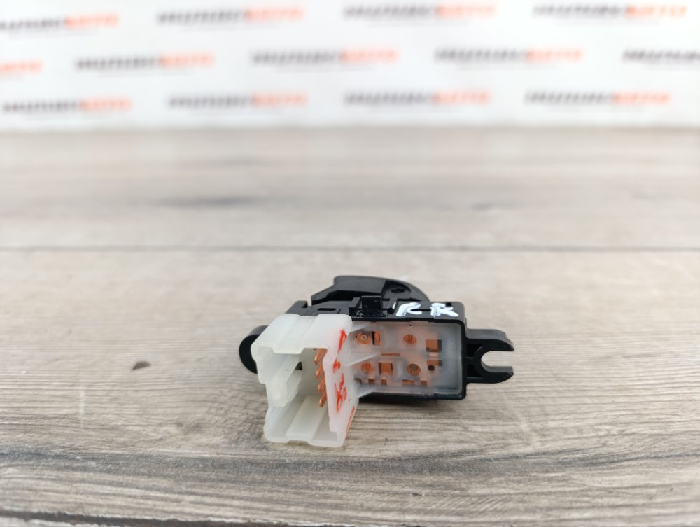 Кнопка стеклоподъемника, 400 рублей, Москва