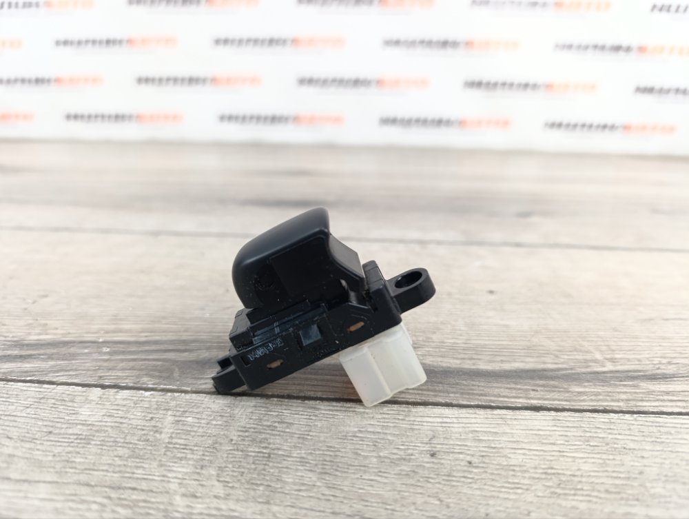 Кнопка стеклоподъемника, 400 рублей, Москва