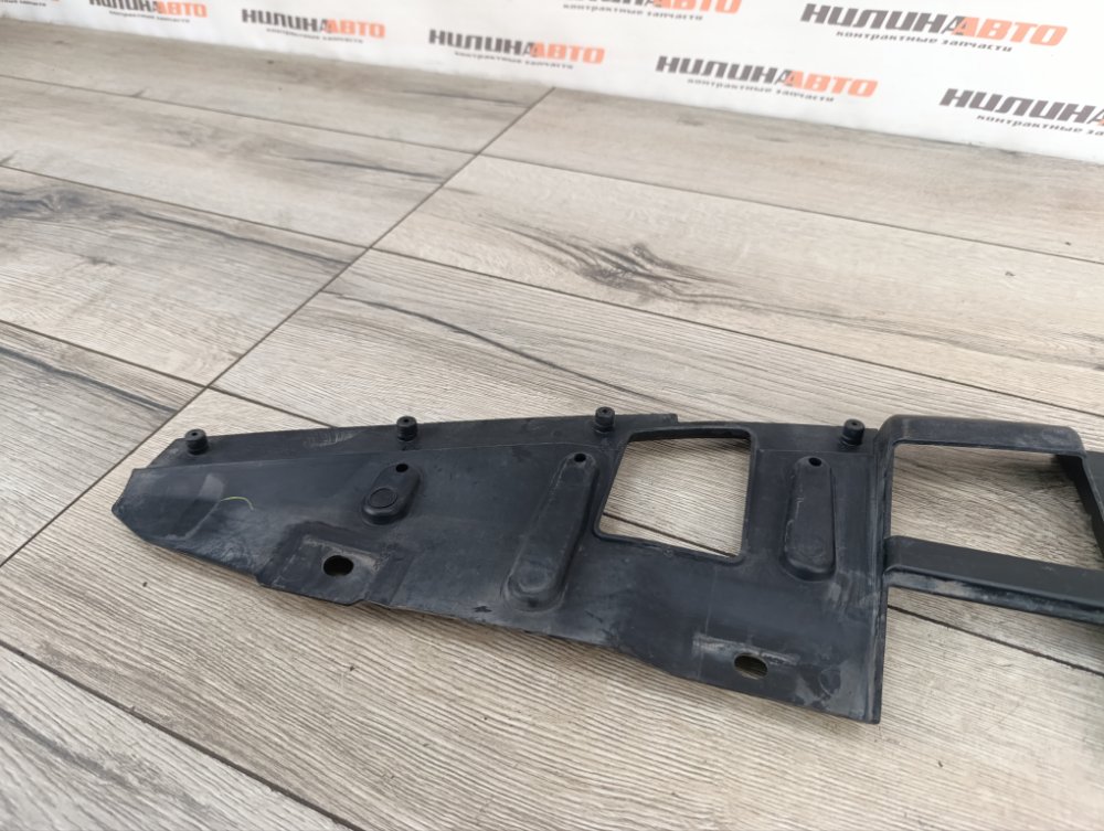 Накладка замка капота, 900 рублей, Москва