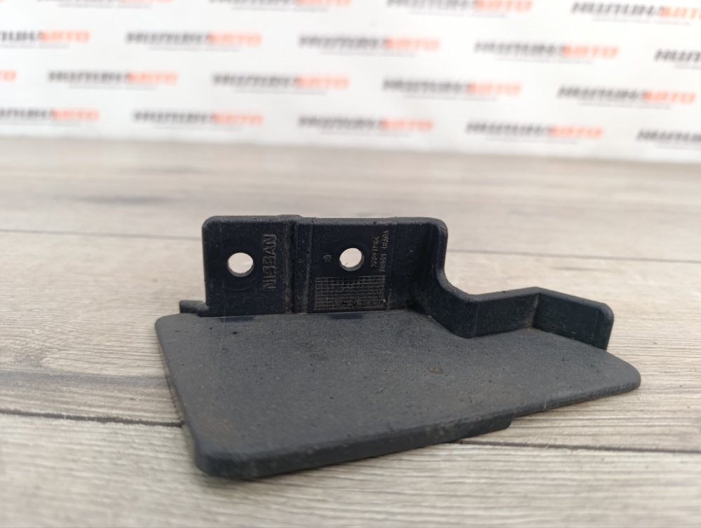 Брызговик, 600 рублей, Москва