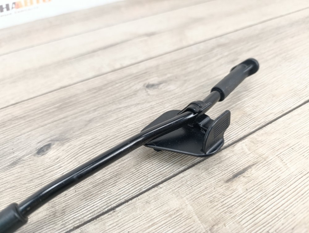 Упор капота, 1400 рублей, Москва