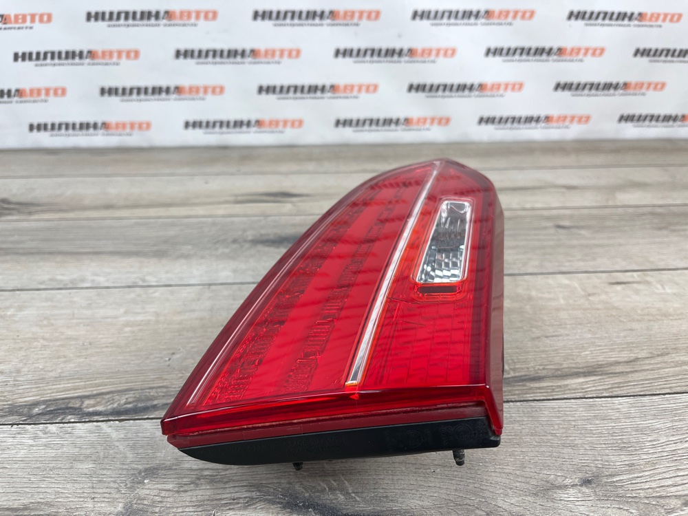 Фонарь в крышку багажника, 4000 рублей, Москва